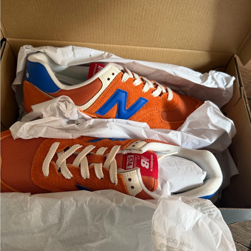 New Balance 574 Orange & Blue Shoe Box Label